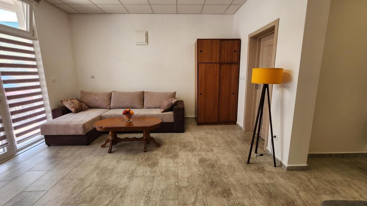 Maria Apartman Igalo Kültér fotó